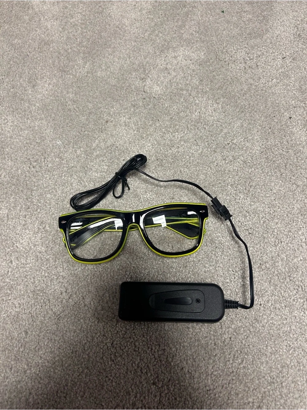 Spooktacular Creations Neon Yellow and Black Light-Up Glasses